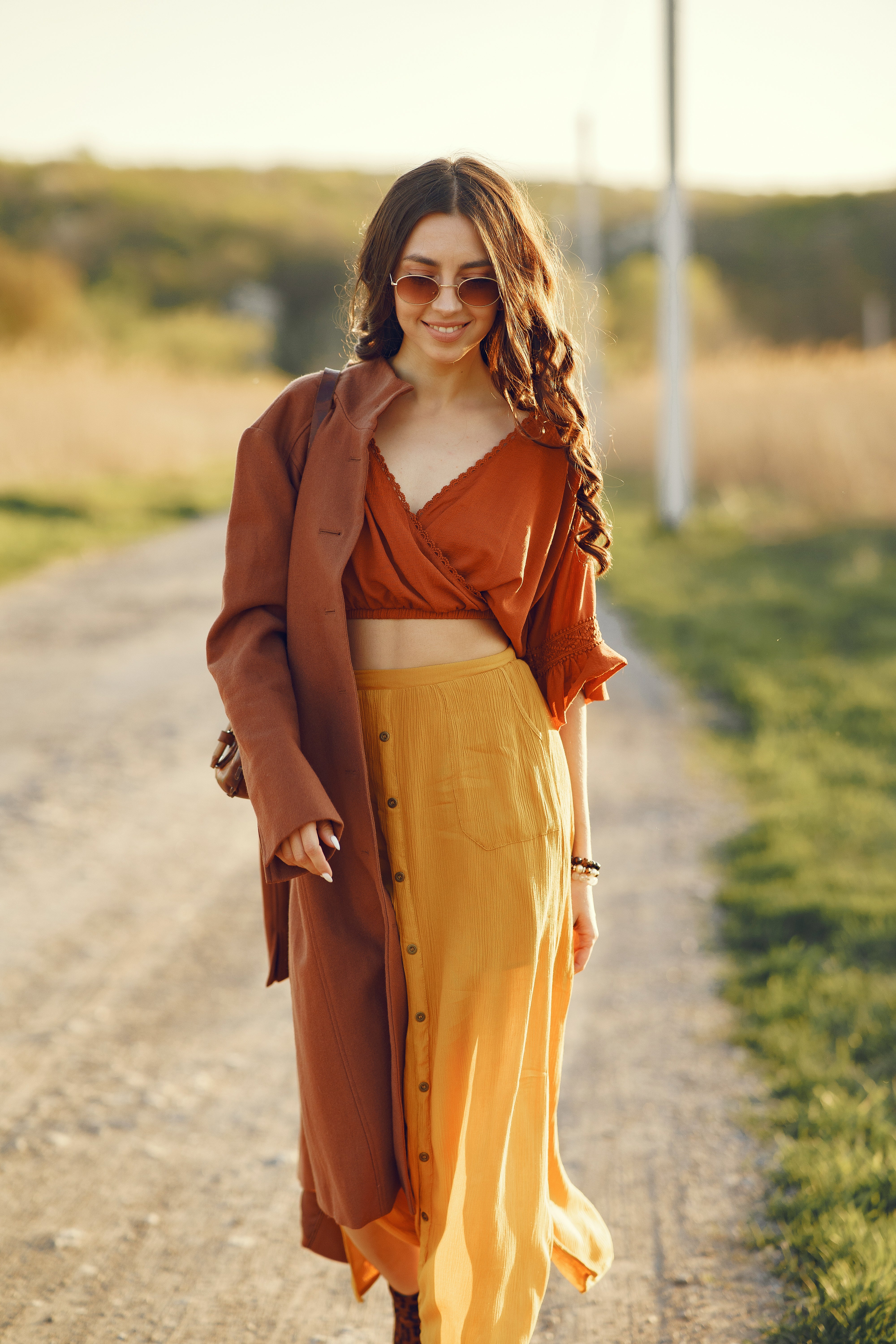 files/stylish-woman-spending-time-summer-field.jpg